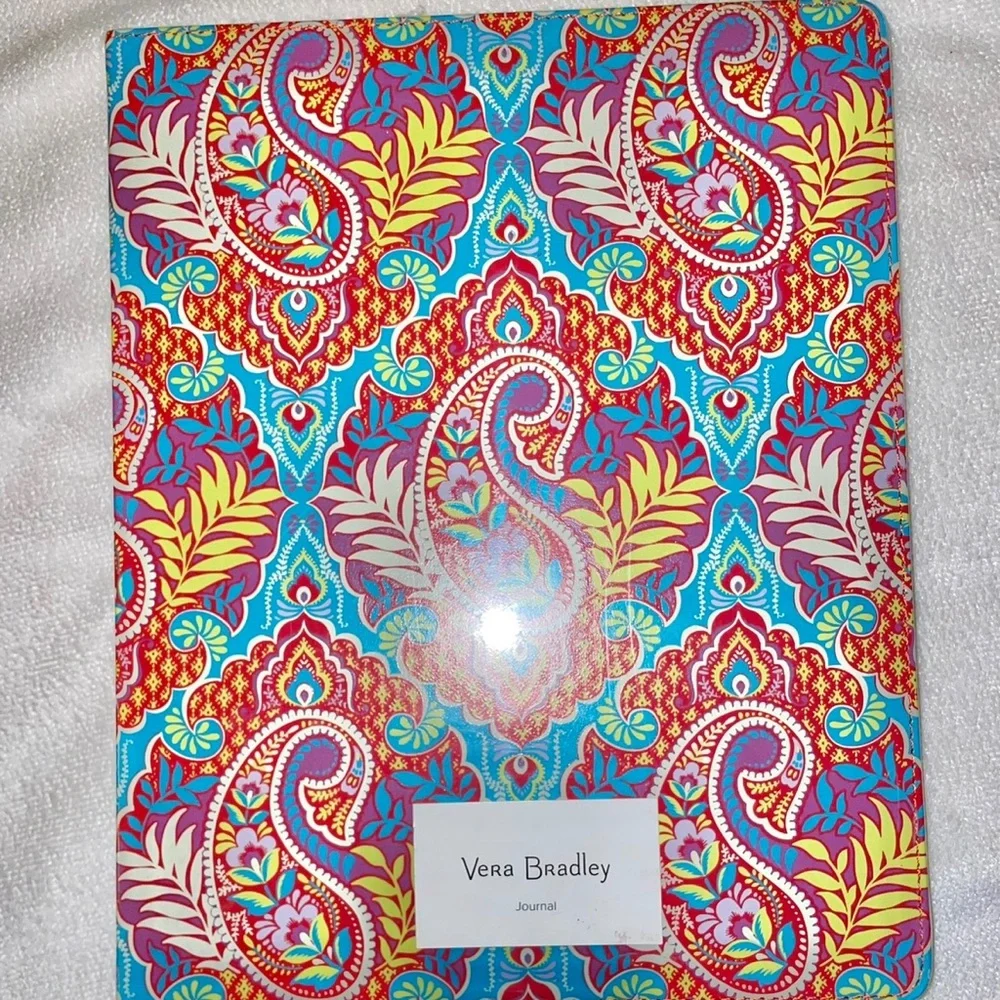 🎉HP🎉New! Vera Bradley Paisley Paradise Leatherette 130 Pg Gold Lined Journal🧡